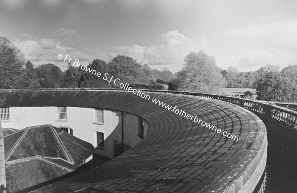 ROCKINGHAM HOUSE   THE YARD (BASEMENT)